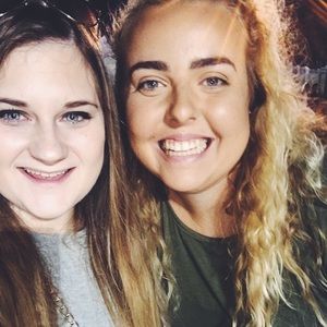 Meet your Posher, Holly